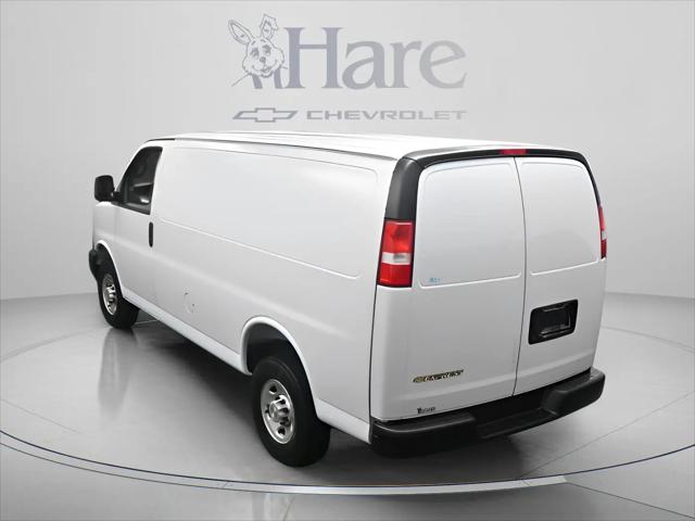 2026 Chevrolet Express Cargo Van 2500 Regular Wheelbase, WT, RWD
