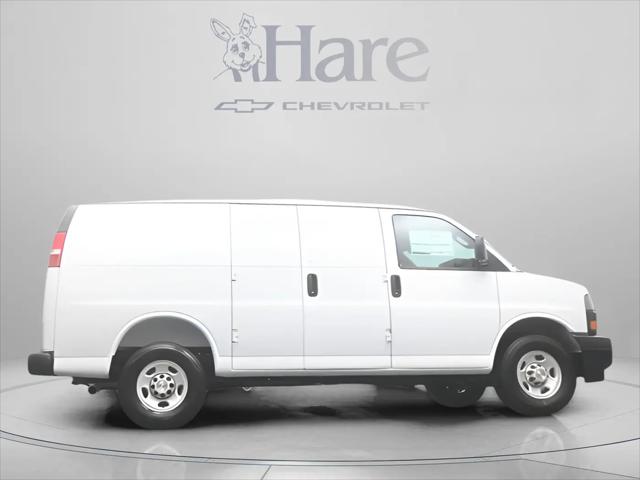 2026 Chevrolet Express Cargo Van 2500 Regular Wheelbase, WT, RWD