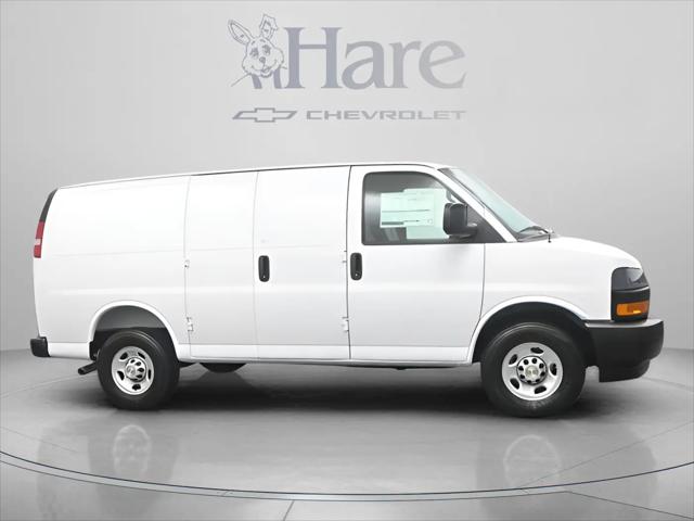 2026 Chevrolet Express Cargo Van 2500 Regular Wheelbase, WT, RWD