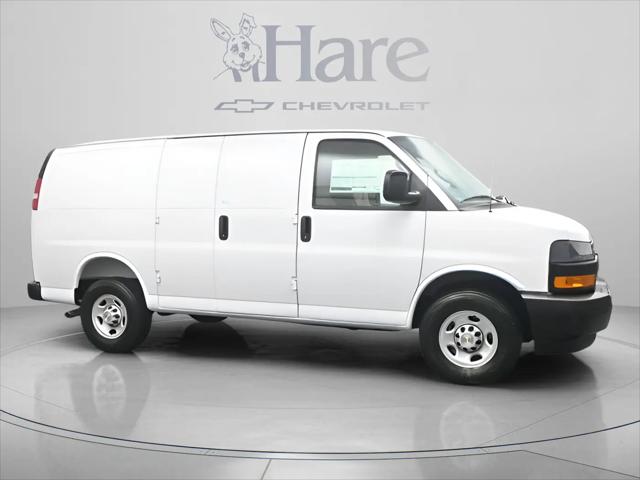2026 Chevrolet Express Cargo Van 2500 Regular Wheelbase, WT, RWD