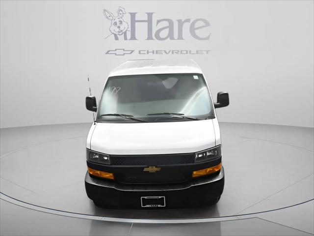 2026 Chevrolet Express Cargo Van 2500 Regular Wheelbase, WT, RWD