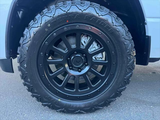 2025 Ram 1500 Tradesman Crew Cab 4x2 5'7" Box