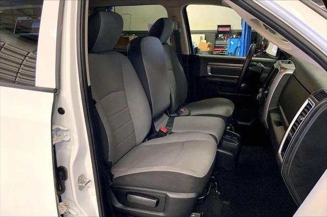 2023 Ram 1500 Classic SLT Crew Cab 4x4 5'7" Box