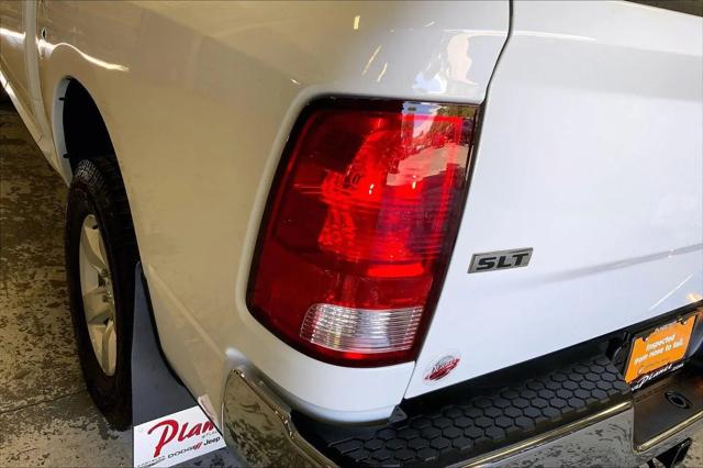 2023 Ram 1500 Classic SLT Crew Cab 4x4 5'7" Box