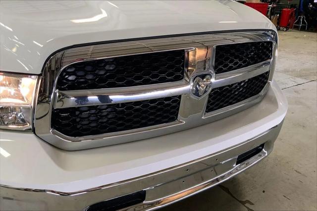 2023 Ram 1500 Classic SLT Crew Cab 4x4 5'7" Box