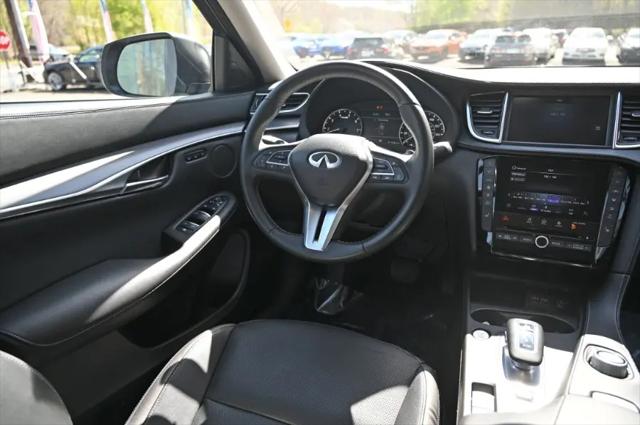 2023 INFINITI QX50 LUXE AWD