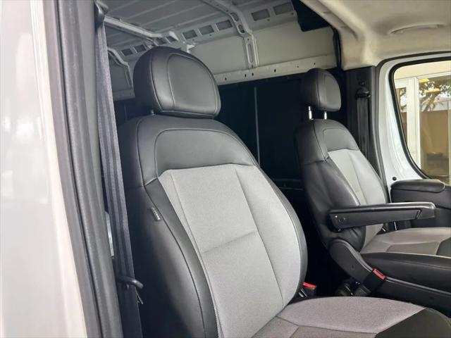 2025 Ram ProMaster 2500 Cargo Van Tradesman High Roof 159" WB w/Pass Seat