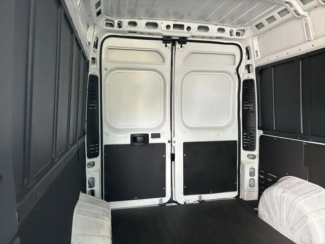 2025 Ram ProMaster 2500 Cargo Van Tradesman High Roof 159" WB w/Pass Seat