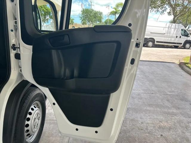 2025 Ram ProMaster 2500 Cargo Van Tradesman High Roof 159" WB w/Pass Seat
