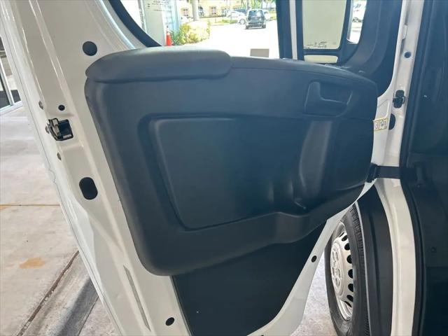 2025 Ram ProMaster 2500 Cargo Van Tradesman High Roof 159" WB w/Pass Seat