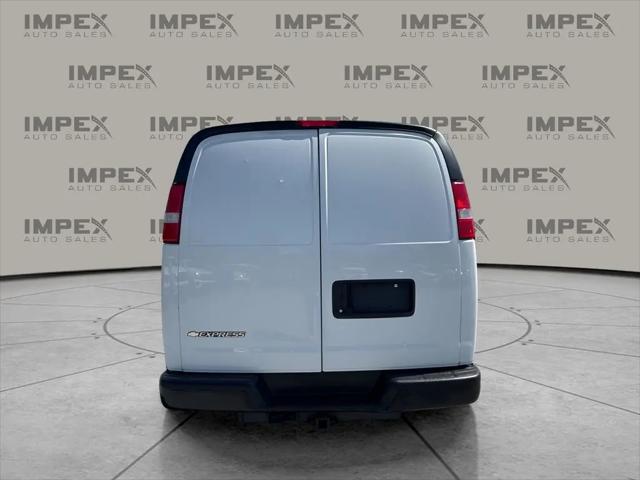 2023 Chevrolet Express Cargo Van RWD 2500 Regular Wheelbase WT