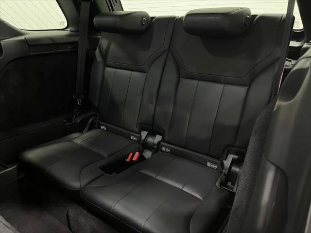2020 Land Rover Discovery Landmark Edition