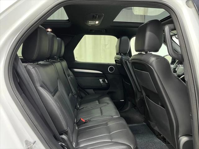 2020 Land Rover Discovery Landmark Edition