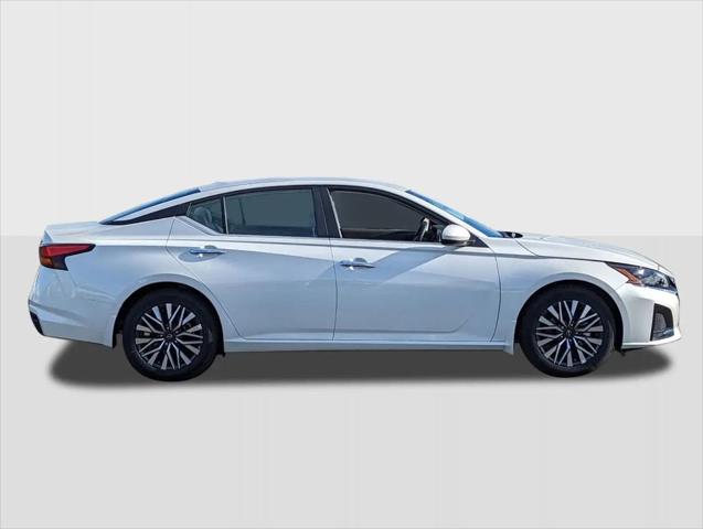2026 Nissan Altima SV FWD