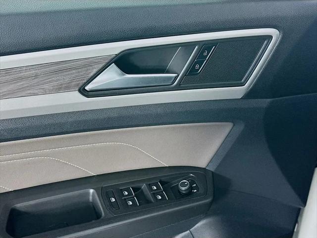 2022 Volkswagen Atlas Cross Sport 3.6L V6 SE w/Technology