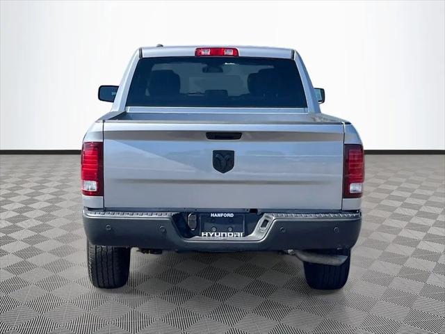 2024 Ram 1500 Classic Warlock Crew Cab 4x2 5'7" Box