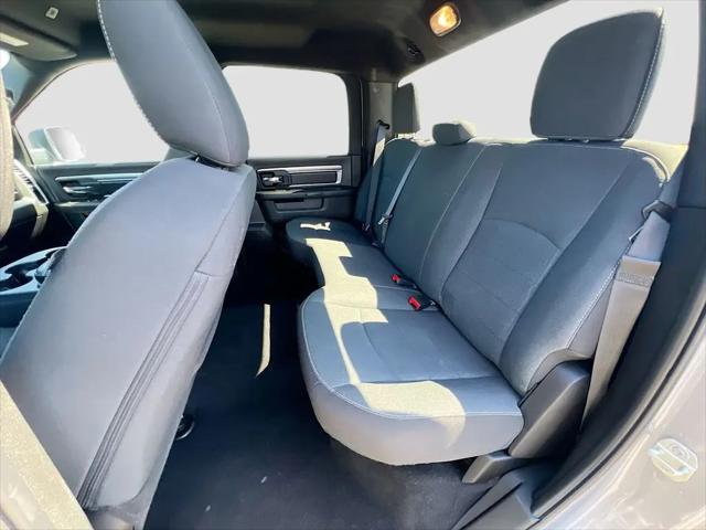 2024 Ram 1500 Classic Warlock Crew Cab 4x2 5'7" Box