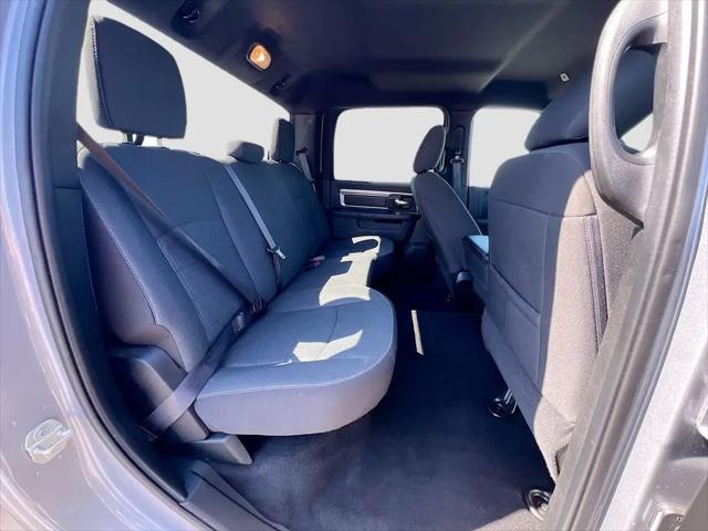 2024 Ram 1500 Classic Warlock Crew Cab 4x2 5'7" Box