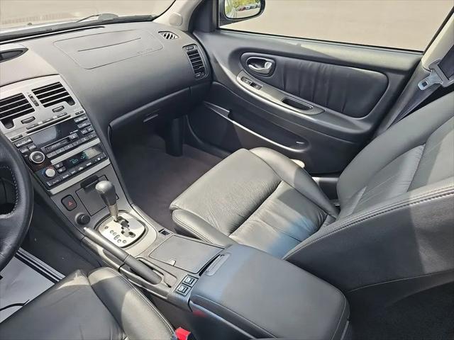 2003 Nissan Maxima SE