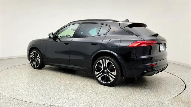 2025 Maserati Grecale Folgore Standard