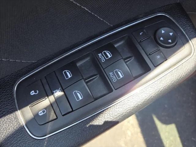 2015 Dodge Charger SXT