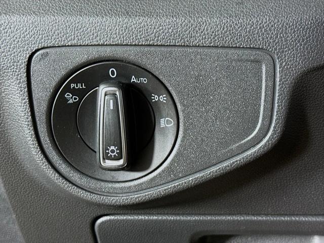 2023 Volkswagen Atlas 2.0T SE w/Technology