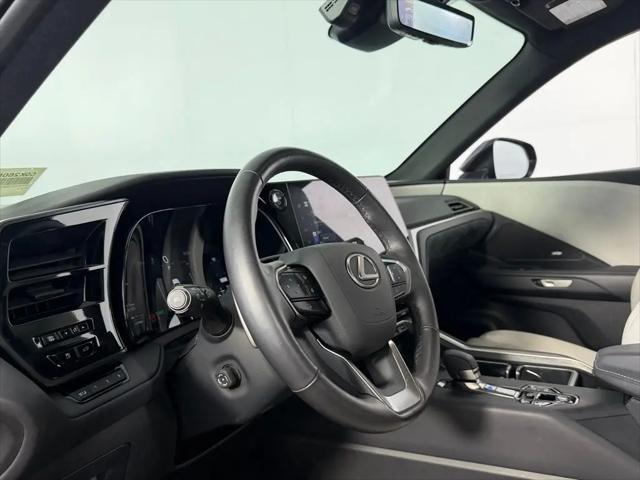 2025 Lexus TX Luxury