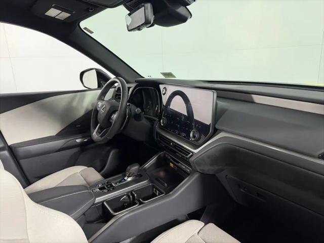 2025 Lexus TX Luxury