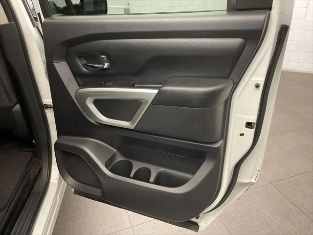 2021 Nissan Titan Crew Cab SV 4x2