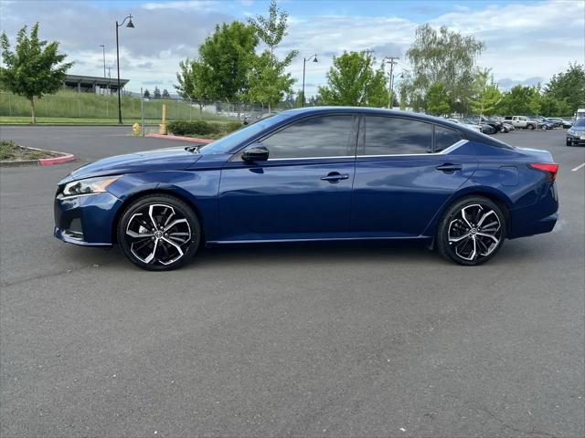 2023 Nissan Altima SR FWD