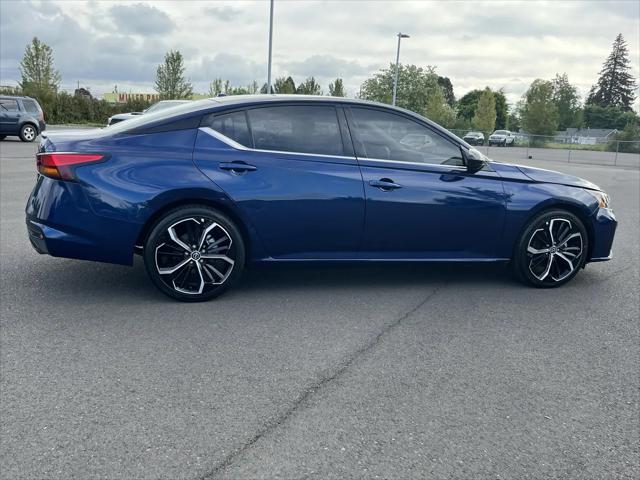 2023 Nissan Altima SR FWD