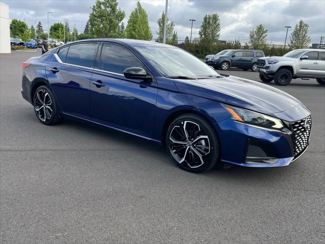 2023 Nissan Altima SR FWD