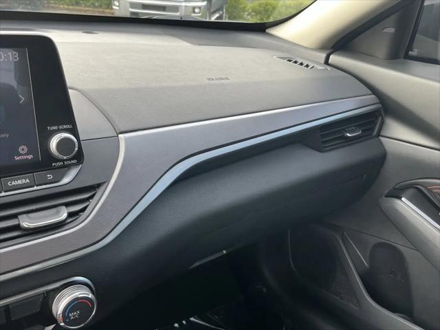 2023 Nissan Altima SR FWD
