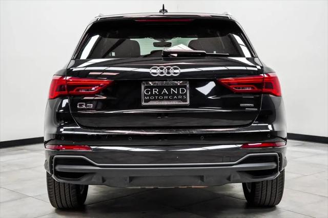 2025 Audi Q3 Premium 45 TFSI S line quattro Tiptronic