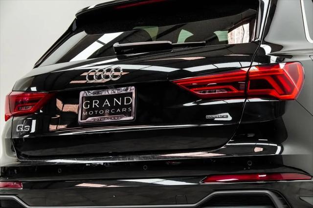 2025 Audi Q3 Premium 45 TFSI S line quattro Tiptronic