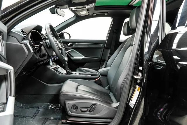 2025 Audi Q3 Premium 45 TFSI S line quattro Tiptronic