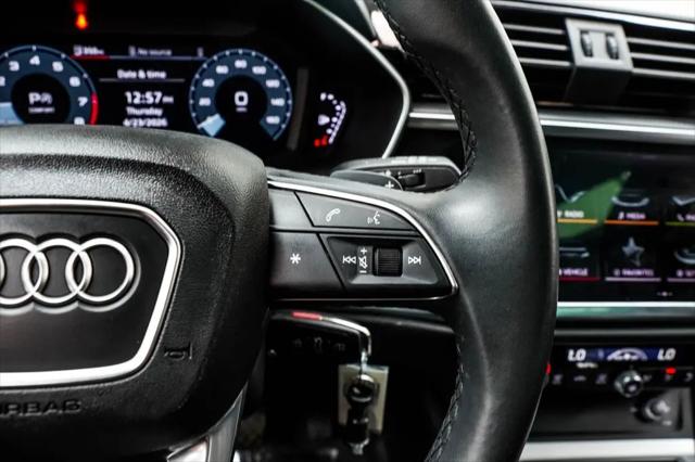2025 Audi Q3 Premium 45 TFSI S line quattro Tiptronic