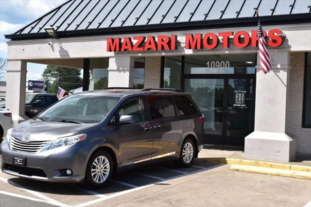 2016 Toyota Sienna XLE 8 Passenger