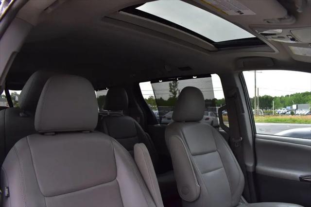 2016 Toyota Sienna XLE 8 Passenger