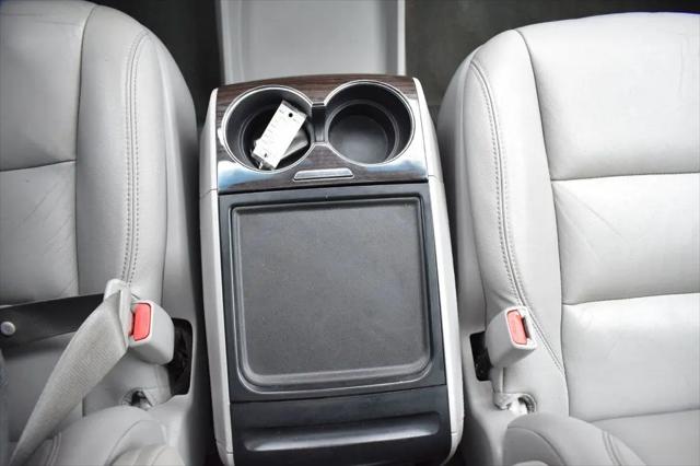 2016 Toyota Sienna XLE 8 Passenger