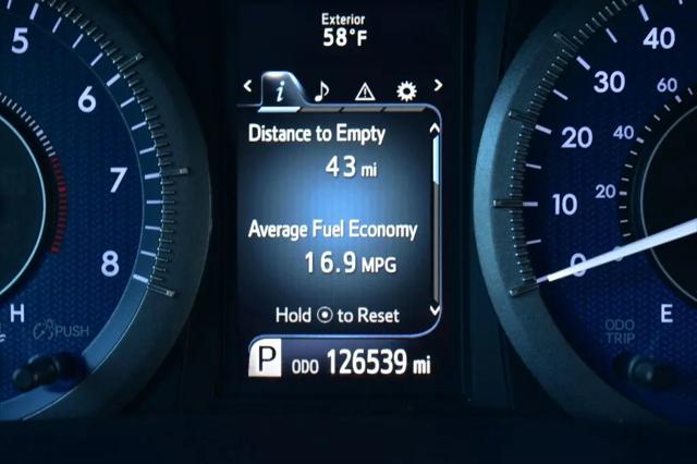 2016 Toyota Sienna XLE 8 Passenger