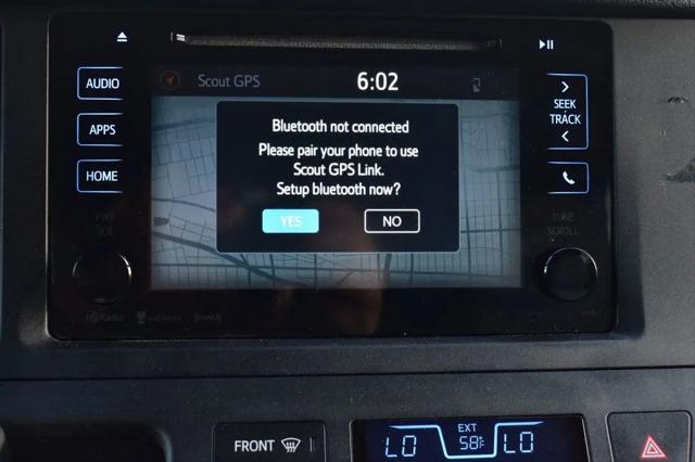 2016 Toyota Sienna XLE 8 Passenger