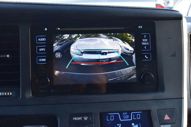 2016 Toyota Sienna XLE 8 Passenger
