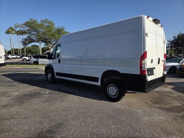 2025 Ram ProMaster 2500 Cargo Van Tradesman High Roof 159" WB w/Pass Seat