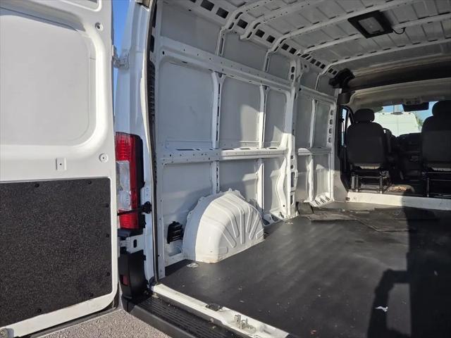 2025 Ram ProMaster 2500 Cargo Van Tradesman High Roof 159" WB w/Pass Seat