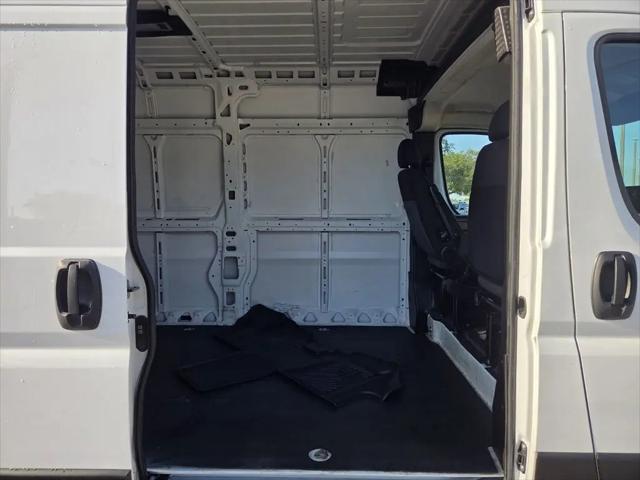 2025 Ram ProMaster 2500 Cargo Van Tradesman High Roof 159" WB w/Pass Seat