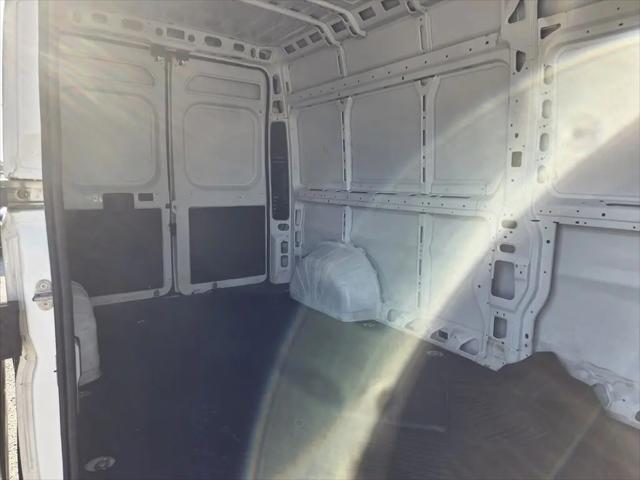 2025 Ram ProMaster 2500 Cargo Van Tradesman High Roof 159" WB w/Pass Seat