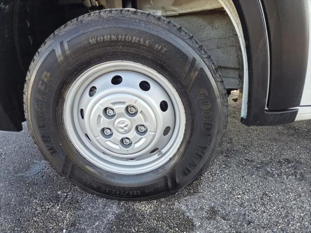 2025 Ram ProMaster 2500 Cargo Van Tradesman High Roof 159" WB w/Pass Seat