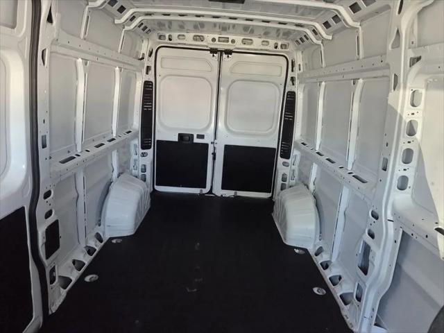 2025 Ram ProMaster 2500 Cargo Van Tradesman High Roof 159" WB w/Pass Seat
