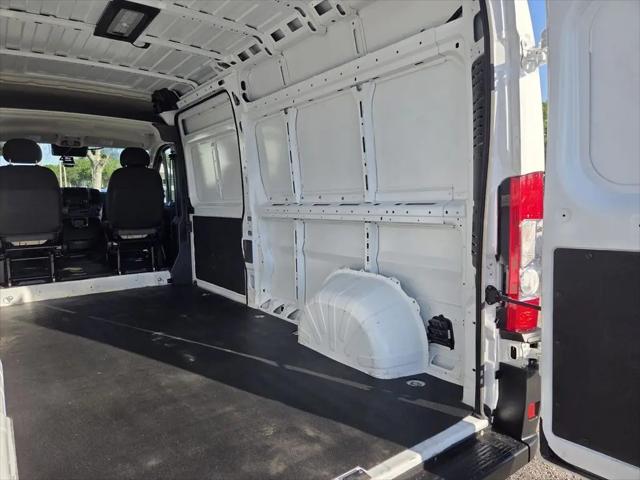 2025 Ram ProMaster 2500 Cargo Van Tradesman High Roof 159" WB w/Pass Seat